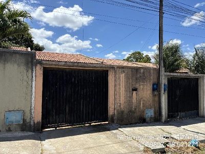 Casa, 2 quartos, 164 m² - Foto 1
