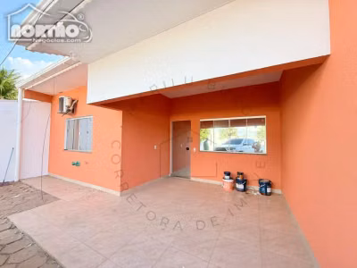 Casa, 3 quartos - Foto 1