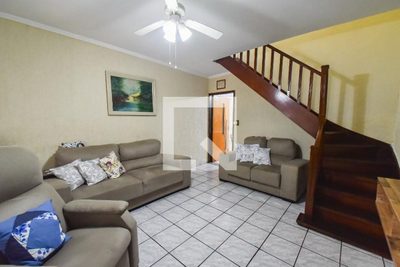 Casa, 3 quartos, 132 m² - Foto 1