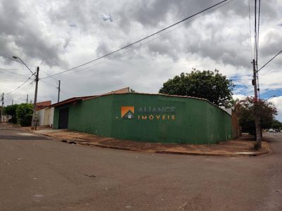 Casa, 3 quartos, 79 m² - Foto 1