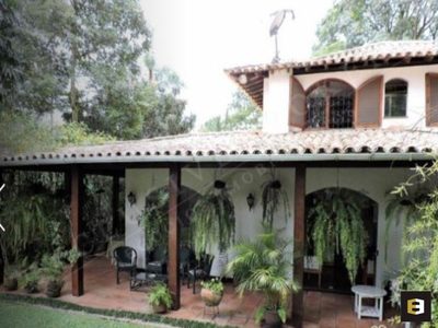 Sobrado, 4 quartos, 418 m² - Foto 1