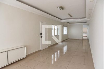 Casa, 3 quartos, 300 m² - Foto 2