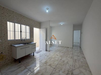 Casa, 2 quartos, 40 m² - Foto 1