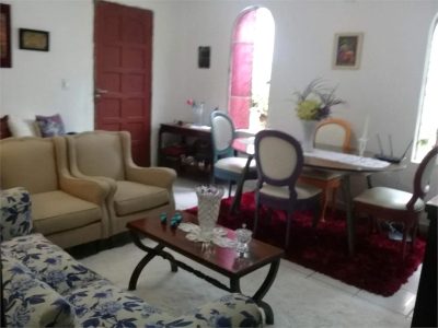 Casa, 2 quartos, 200 m² - Foto 1