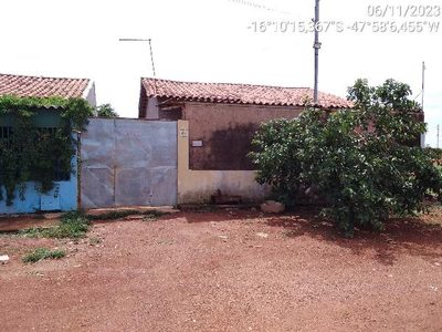 Casa, 2 quartos, 347 m² - Foto 1