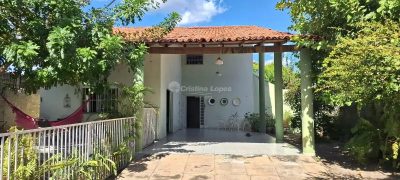 Casa, 4 quartos, 265 m² - Foto 1