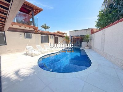 Casa, 4 quartos, 200 m² - Foto 1