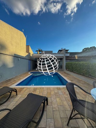 Casa, 3 quartos, 276 m² - Foto 1