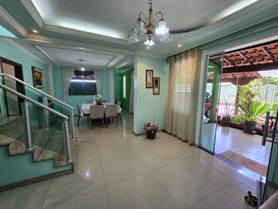 Casa, 4 quartos, 269 m² - Foto 2