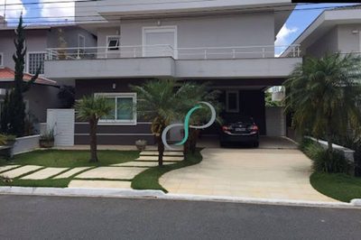 Casa, 3 quartos, 308 m² - Foto 1