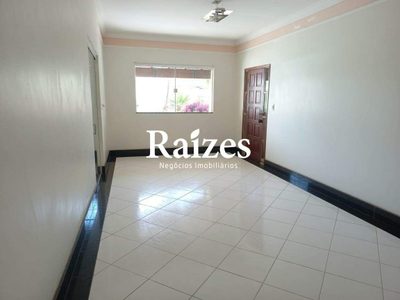 Casa, 3 quartos, 196 m² - Foto 4