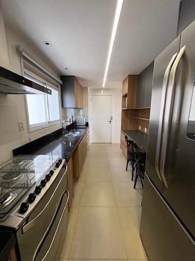 Apartamento, 3 quartos, 227 m² - Foto 2