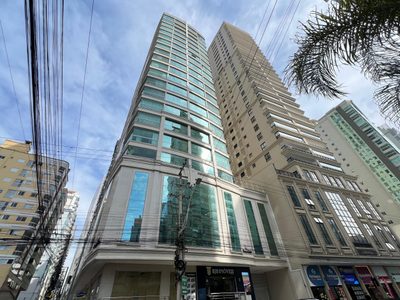 Apartamento, 4 quartos, 273 m² - Foto 1