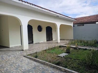 Casa, 3 quartos, 177 m² - Foto 1