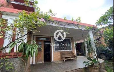 Casa, 4 quartos, 240 m² - Foto 1
