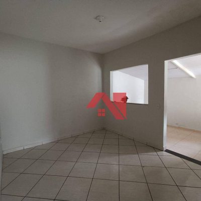 Casa, 3 quartos, 60 m² - Foto 2