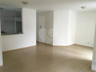 Apartamento, 3 quartos, 71 m² - Foto 2
