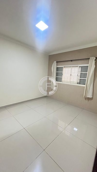 Casa, 2 quartos, 241 m² - Foto 4