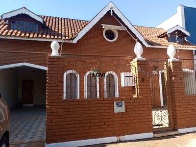 Casa, 5 quartos, 240 m² - Foto 3