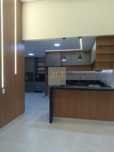 Casa, 3 quartos, 250 m² - Foto 2