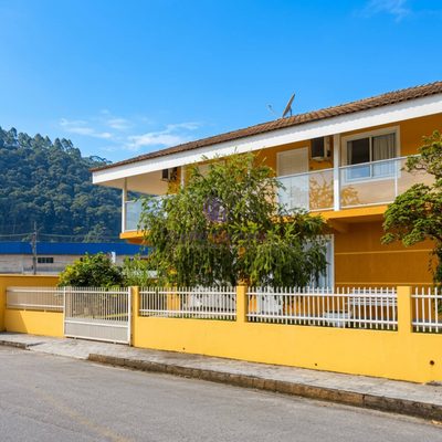 Sobrado, 5 quartos, 193 m² - Foto 1