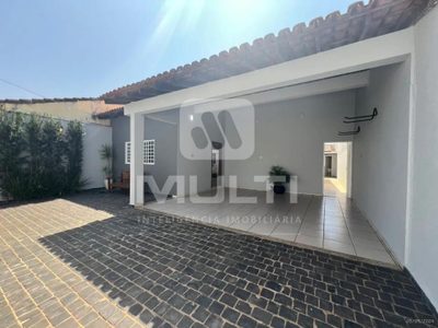 Casa, 3 quartos, 170 m² - Foto 1