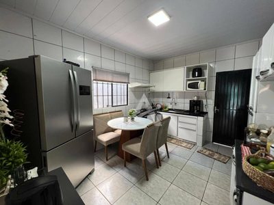 Casa, 3 quartos, 174 m² - Foto 3