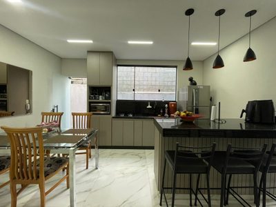 Casa, 3 quartos, 200 m² - Foto 3