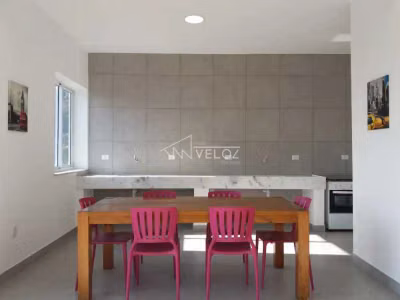 Cobertura, 3 quartos, 220 m² - Foto 2