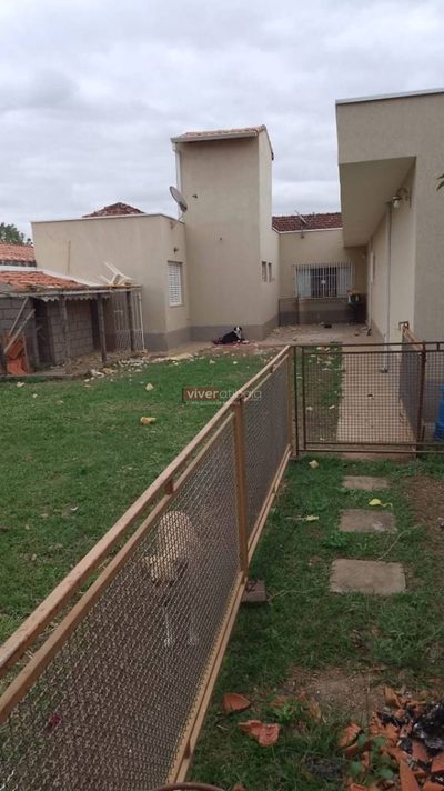 Casa, 4 quartos, 260 m² - Foto 1