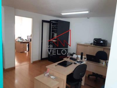 Sala-Conjunto, 210 m² - Foto 1