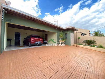 Casa, 3 quartos, 181 m² - Foto 1