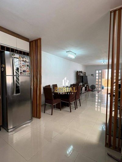 Sobrado, 3 quartos, 169 m² - Foto 2