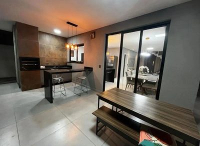 Casa, 4 quartos, 210 m² - Foto 4