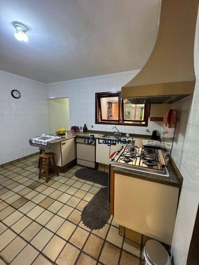 Sobrado, 3 quartos, 278 m² - Foto 4
