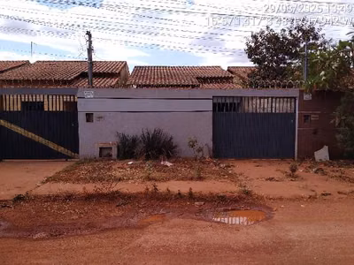 Casa, 2 quartos, 182 m² - Foto 1