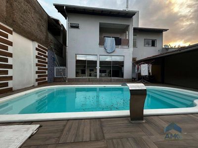 Casa, 4 quartos, 360 m² - Foto 1