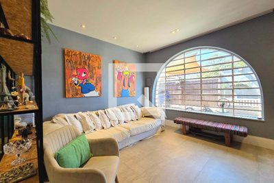 Casa, 3 quartos, 270 m² - Foto 4