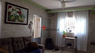 Casa, 2 quartos, 92 m² - Foto 1