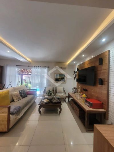 Casa, 3 quartos, 390 m² - Foto 1