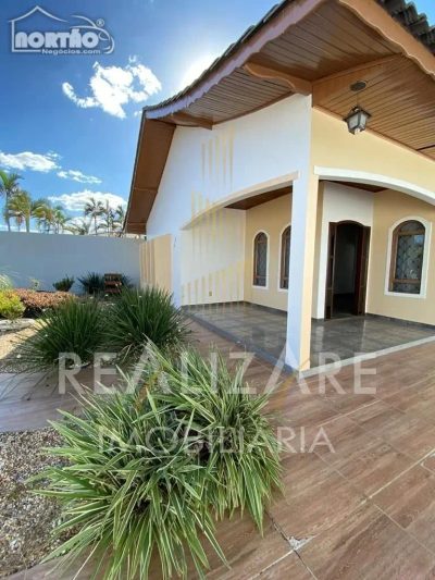 Casa, 4 quartos, 250 m² - Foto 3