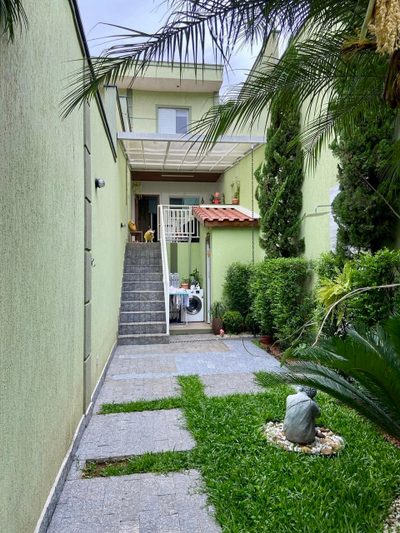 Sobrado, 3 quartos, 131 m² - Foto 1