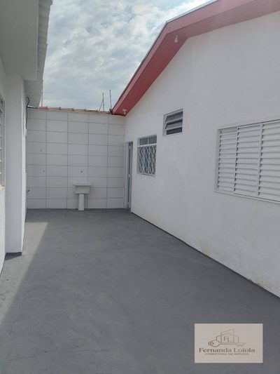 Casa, 3 quartos, 200 m² - Foto 1