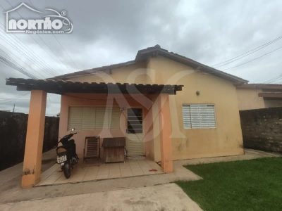 Casa, 3 quartos - Foto 1
