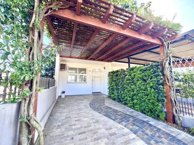 Sobrado, 2 quartos, 121 m² - Foto 1