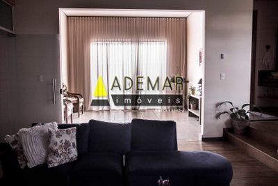 Casa, 7 quartos, 2260 m² - Foto 3