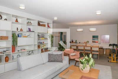 Apartamento, 3 quartos, 210 m² - Foto 2