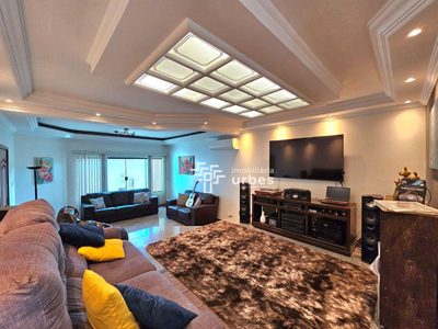 Casa, 3 quartos, 411 m² - Foto 1