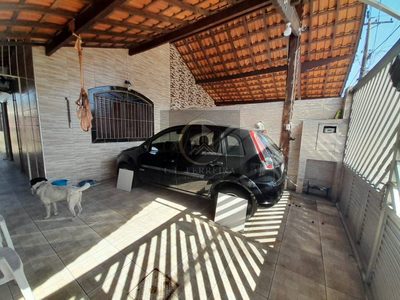Casa, 2 quartos, 62 m² - Foto 1