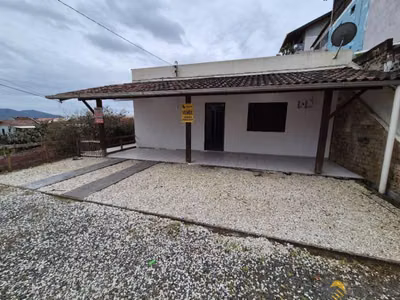 Casa, 3 quartos, 90 m² - Foto 1